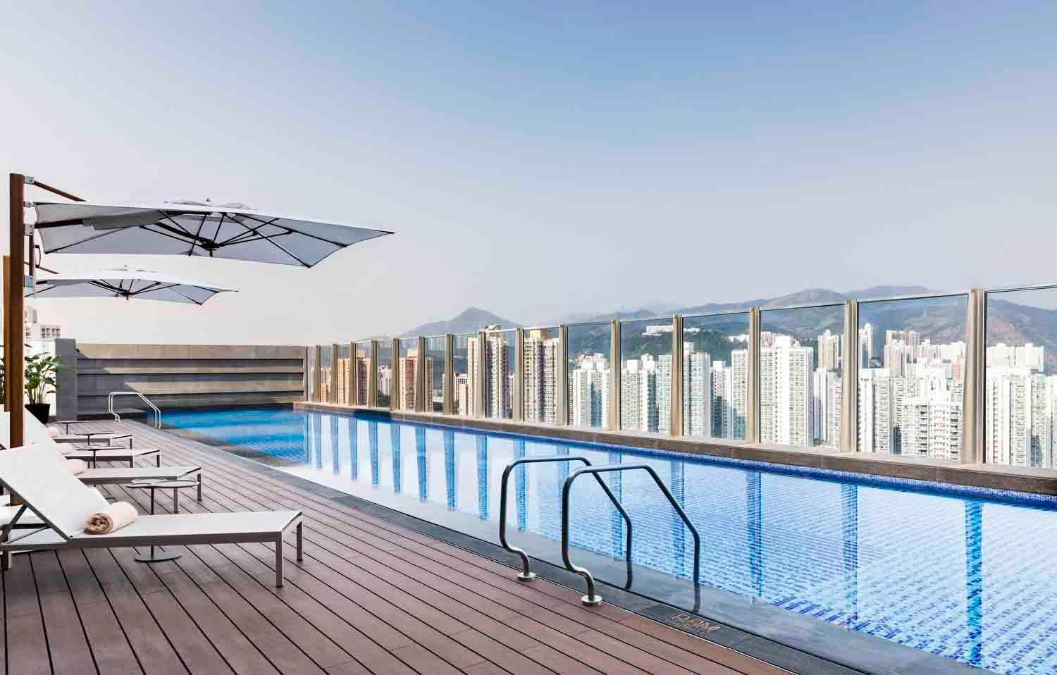 Alva Hotel By Royal Hong Kong Luaran gambar Rooftop swimming pool